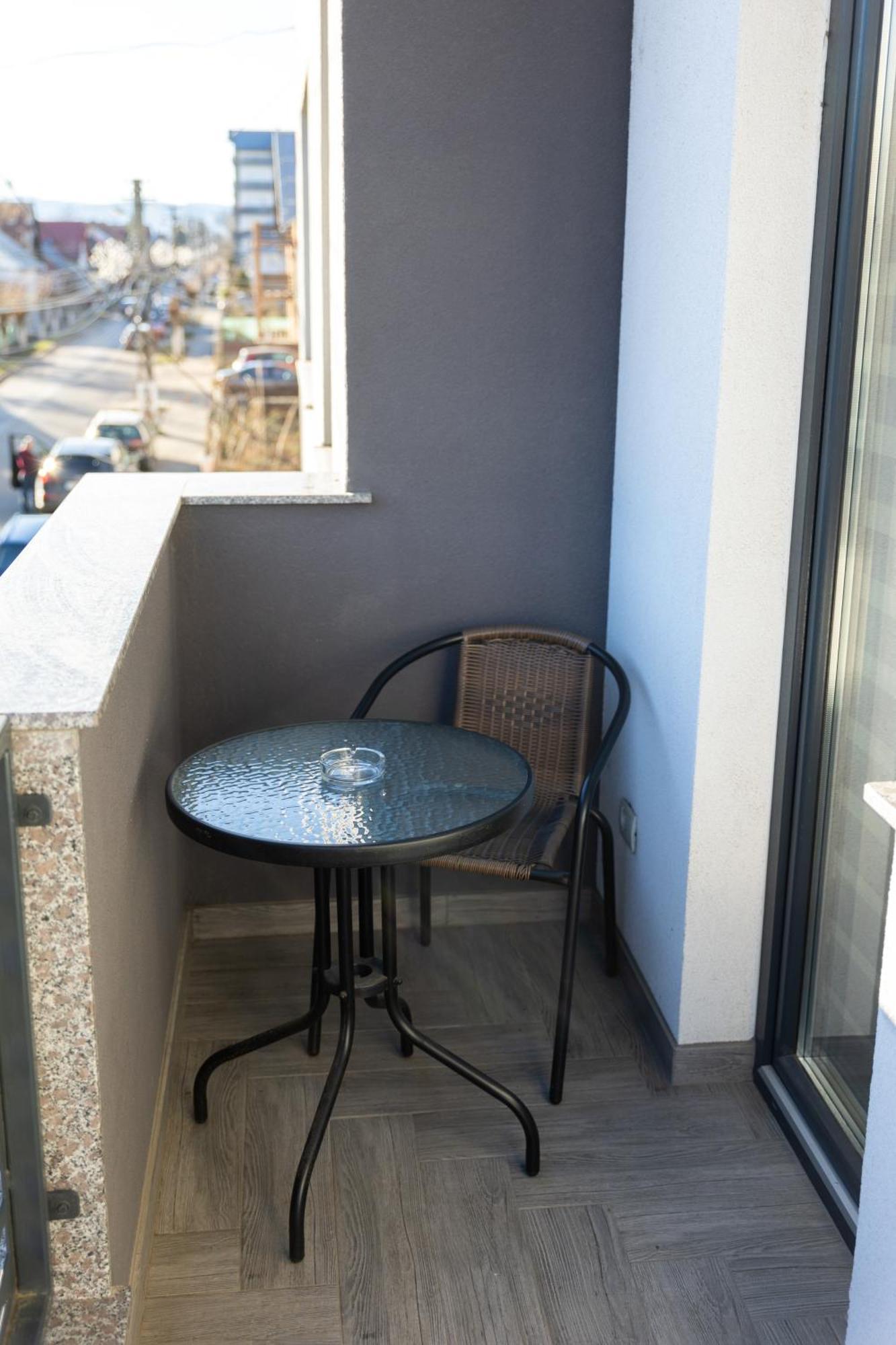 Astar Apartments - Extra Large Radauti Exterior photo